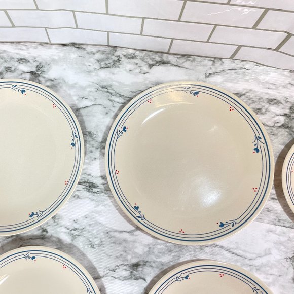 Vintage Corelle Country Violets Dinnerware Set of 6. 2 Dinner, 2 Lunch, 2 bread - Picture 2 of 14